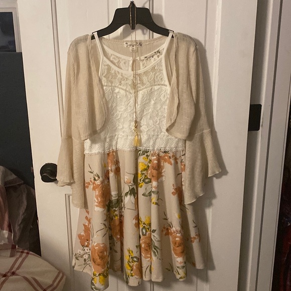 Beautiful dress size 12 - Picture 1 of 5